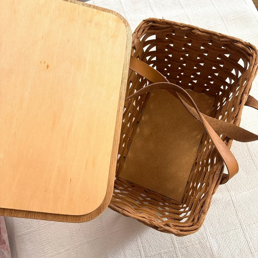 VTG Woven Wood Picnic Basket Leather Straps Lid Cottagecore Rustic Boho 16x10.5